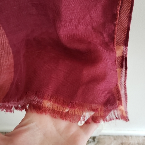 Blanket scarf, red color family. Sz 76x19 inches. - Picture 3 of 4